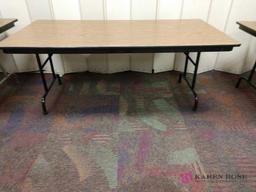 3 foot by 6 foot folding table