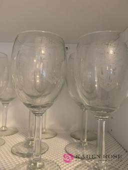 15 clear glass wine glasses