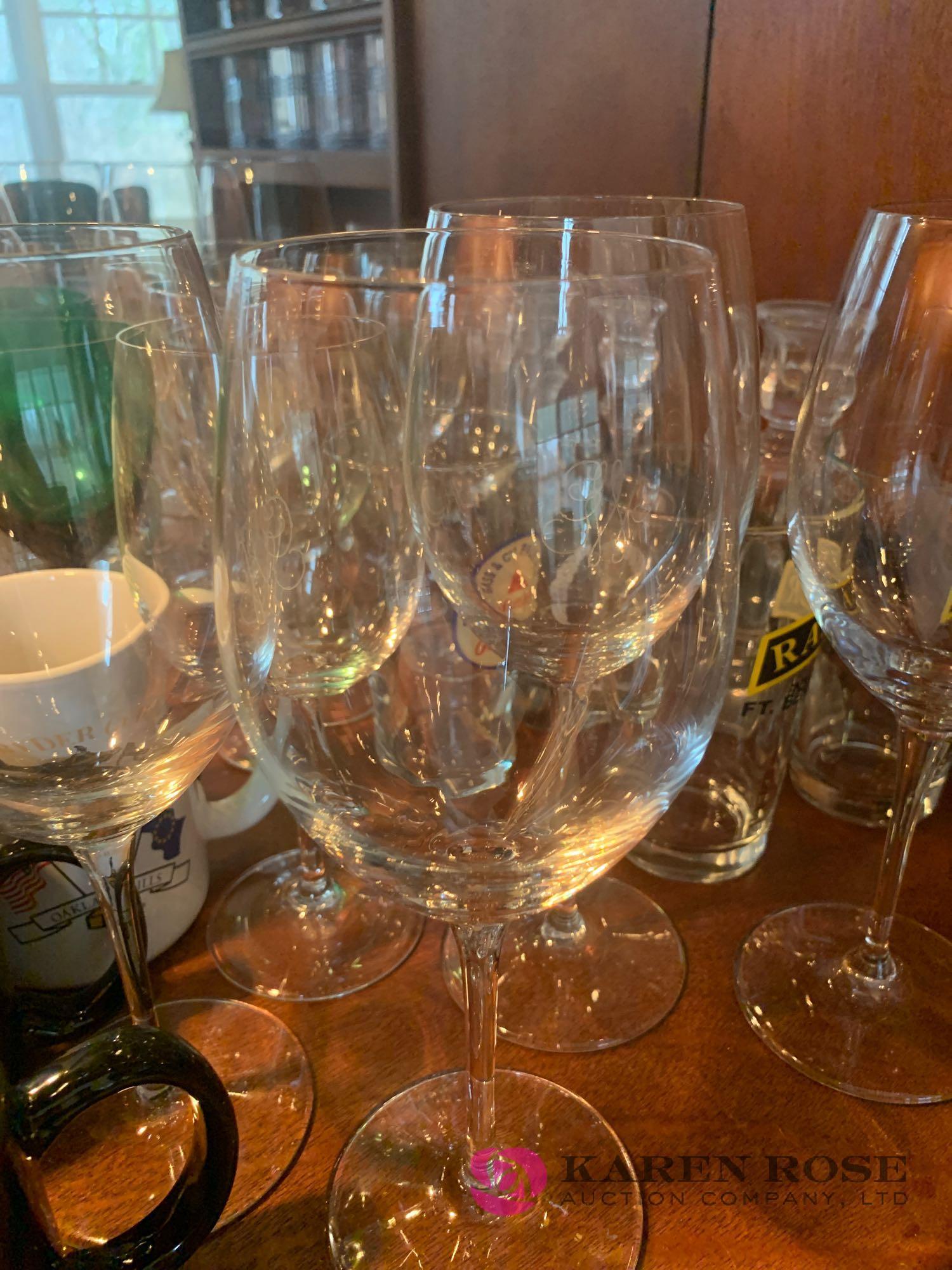 Wine glass lot