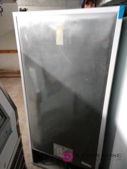 Frigidaire refrigerator