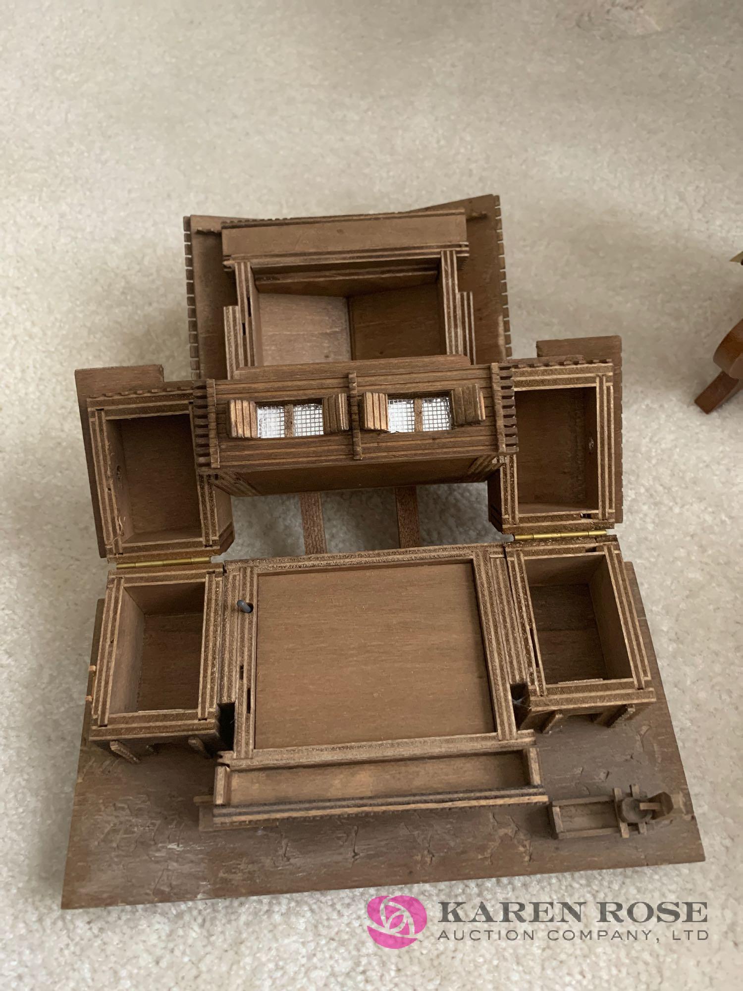 Wooden musical boxes