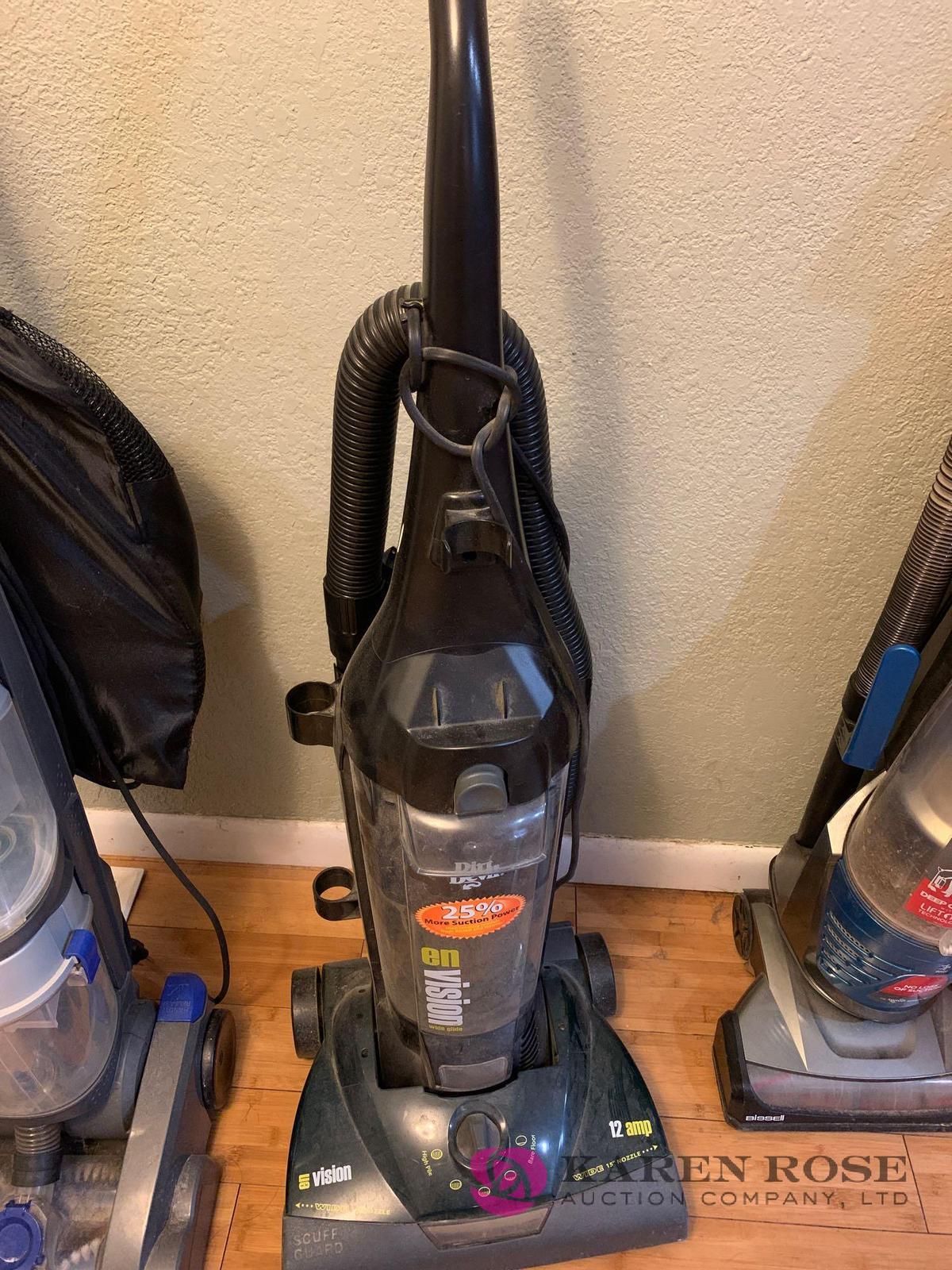 Dirt devil vacuum