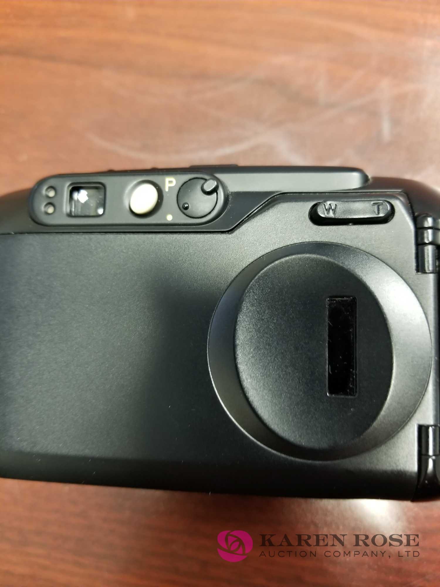 O1 - Minolta Explorer Camera