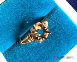 14 kt gold ring missing stone