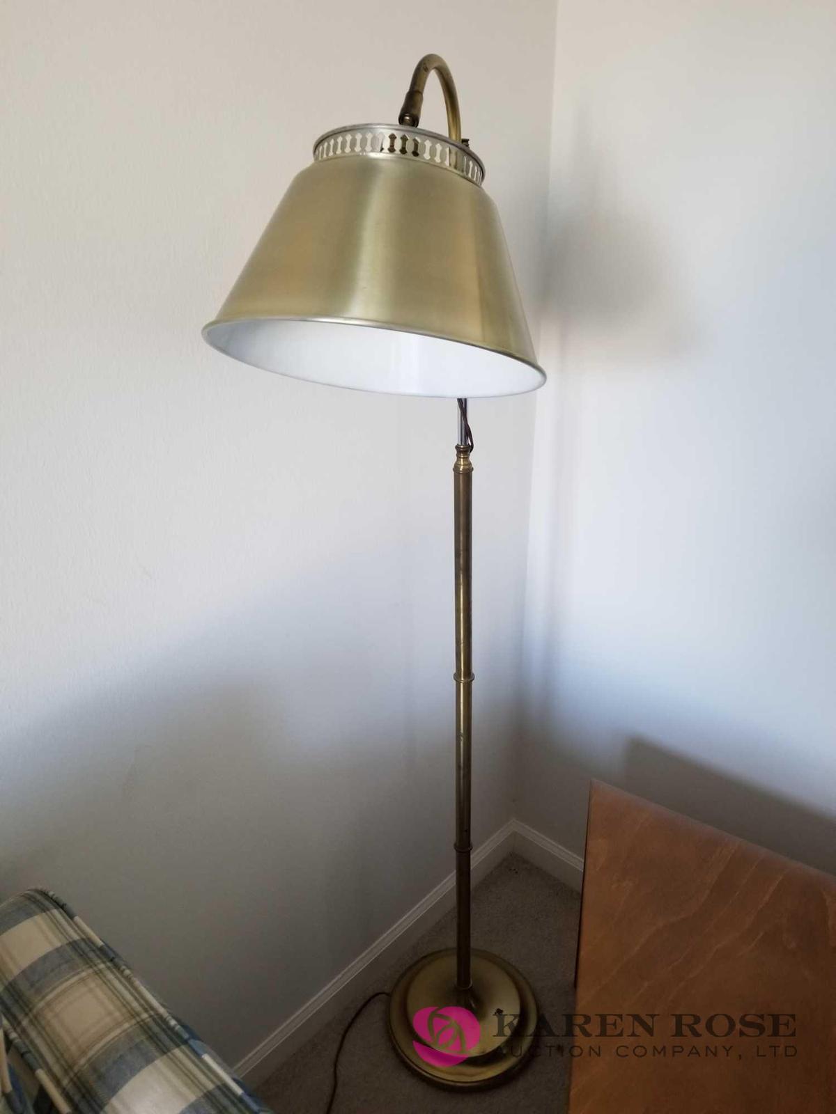 D - Lamp