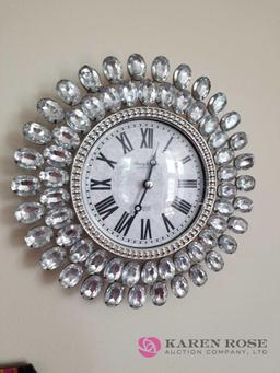 LR - Mirror Decor with Clock