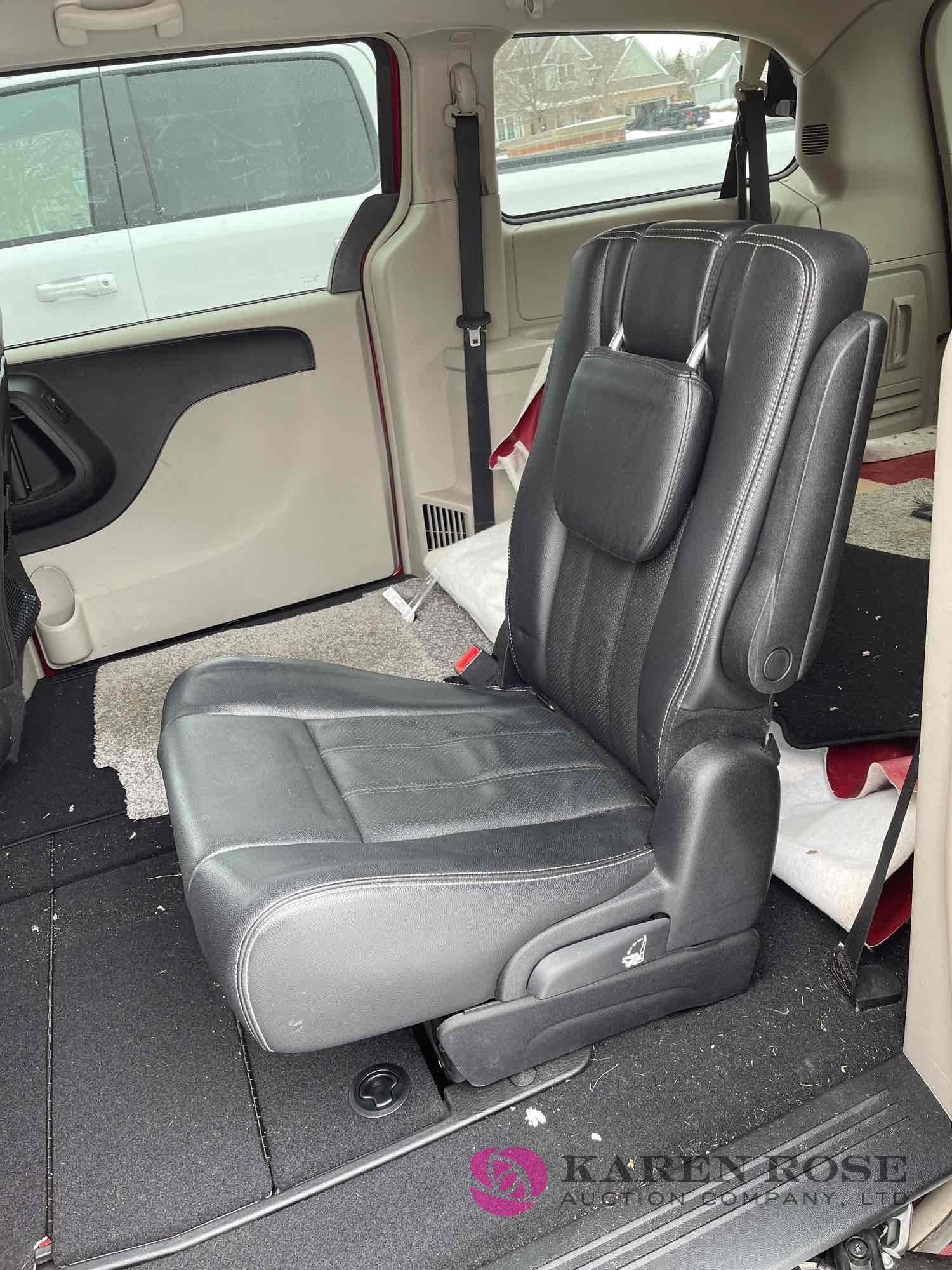 2012 Chrysler town and country deep cherry