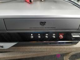 D - DVD Player