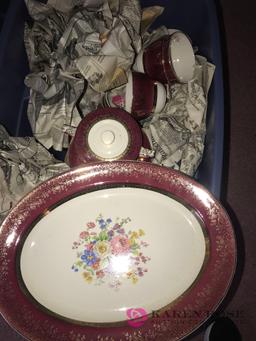 Salem partial dish set