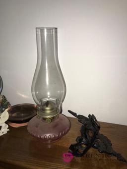 Oil lamp/figurines/musical snow dome