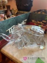 Vintage 4in glass elephant candy dish