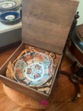 antique Rare 12in Japanese Amari Bowl with original crate