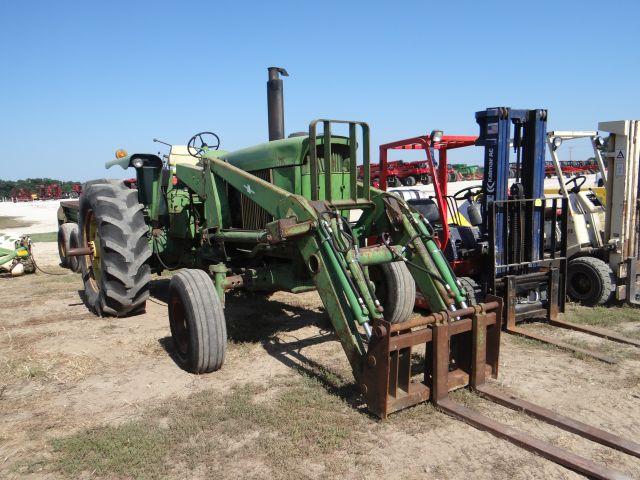 JD 4620 Tractor