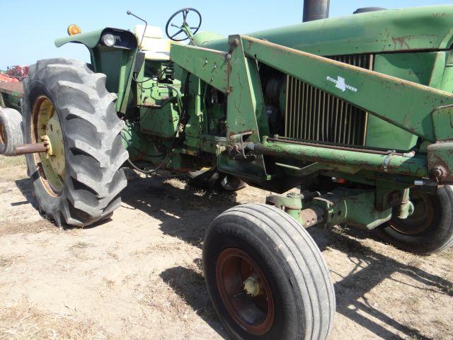 JD 4620 Tractor