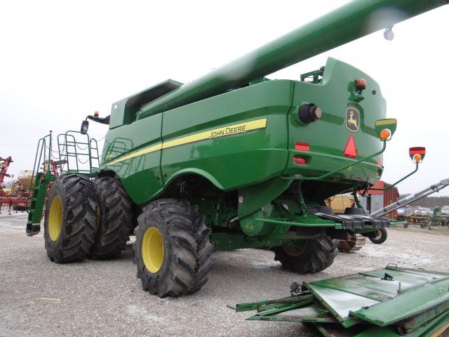 JD S680 Combine, 2013