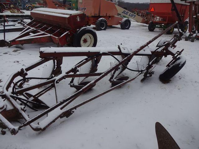 IH 416 Plow