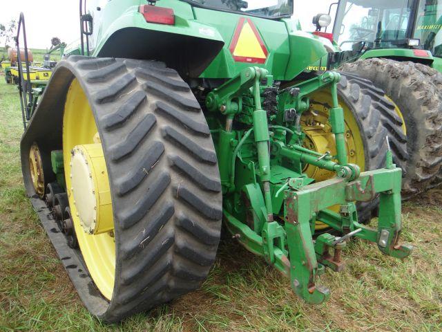 2004 John Deere 8220T Tractor