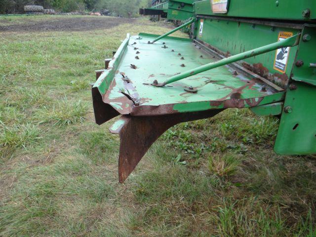 1997 John Deere 9600 Combine