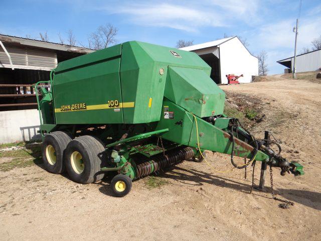 JD 100 Large Square Baler, 3x3, Field Ready