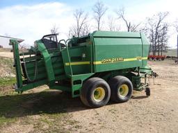 JD 100 Large Square Baler, 3x3, Field Ready