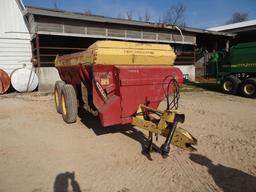 NH 306 Manure Spreader