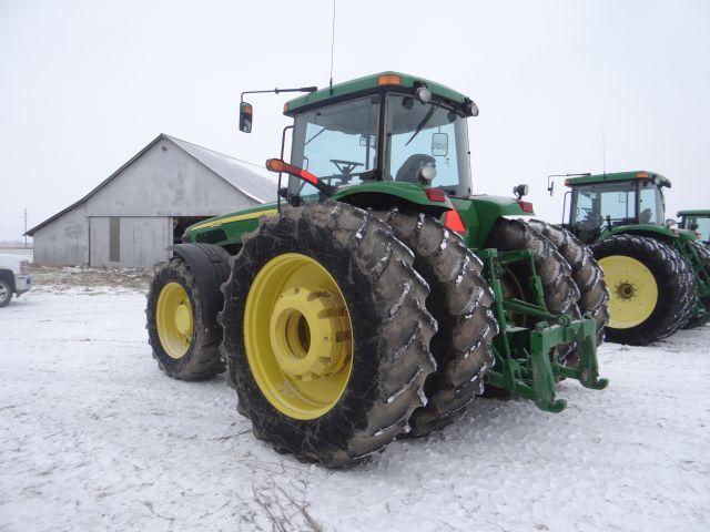 2003 JD 8420 Tractor