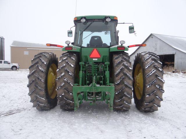 2003 JD 8420 Tractor