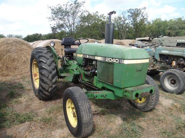 John Deere 2040 Tractor, 1980