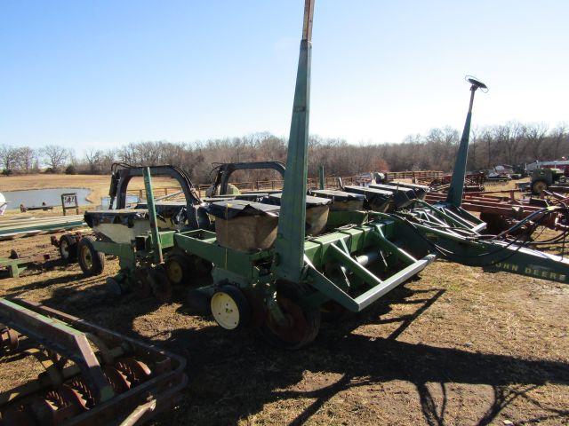 John Deere 7000 Planter