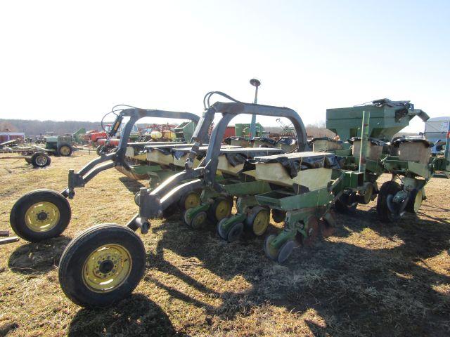 John Deere 7000 Planter