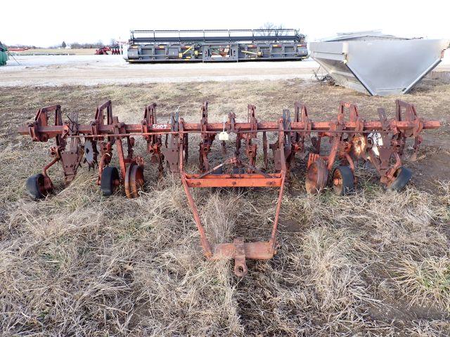 Allis Chalmers 4 Row Cultivator