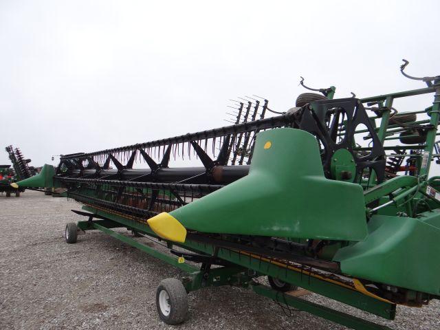 John Deere 930F Grain Platform