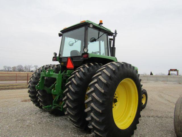 John Deere 4555 Tractor