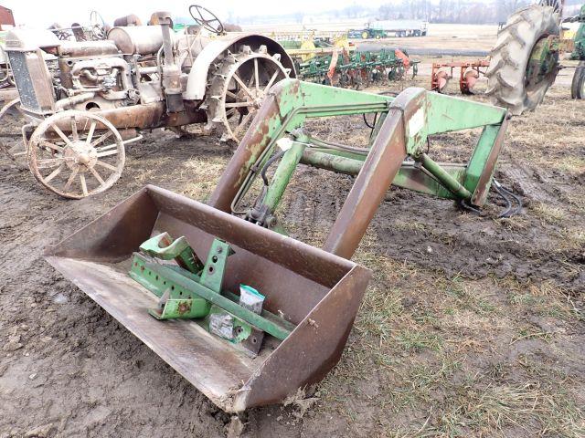 John Deere Model 48 Loader