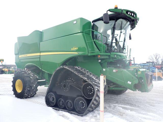 John Deere S680 Combine, 2014