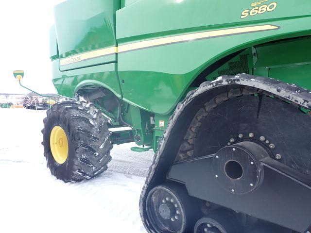 John Deere S680 Combine, 2014