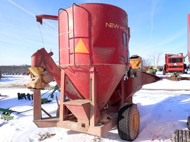 New Holland 355 Grinder Mixer