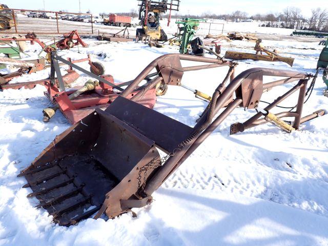 Loader w/ Hyd Bucket