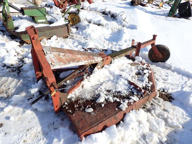 Massey 5.5' Brush Hog