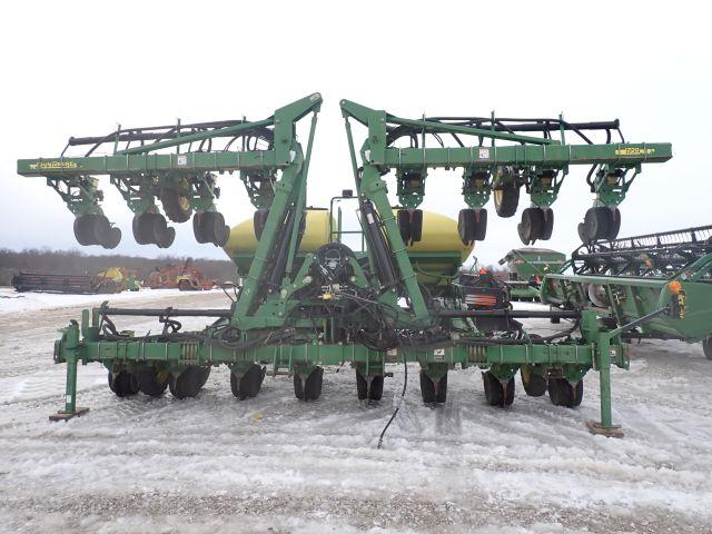 John Deere 1720 Planter