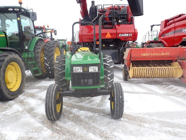 John Deere 5105 Tractor