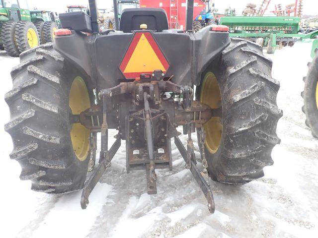 John Deere 5105 Tractor