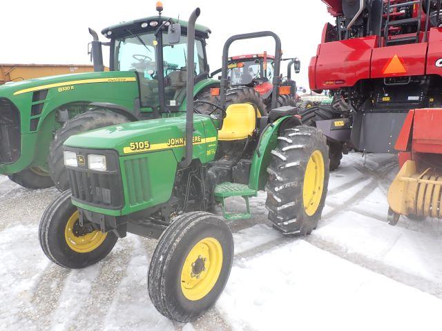 John Deere 5105 Tractor