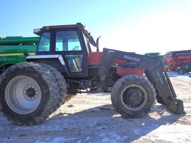 Case IH 3394 Tractor, 1987