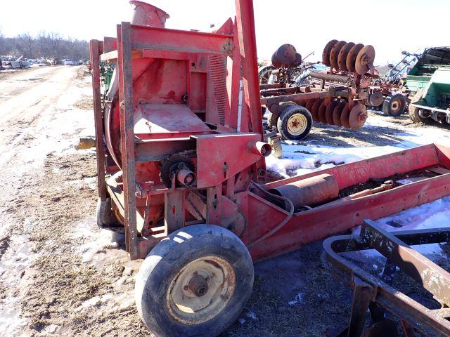 Gehl High Throw Silage Blower