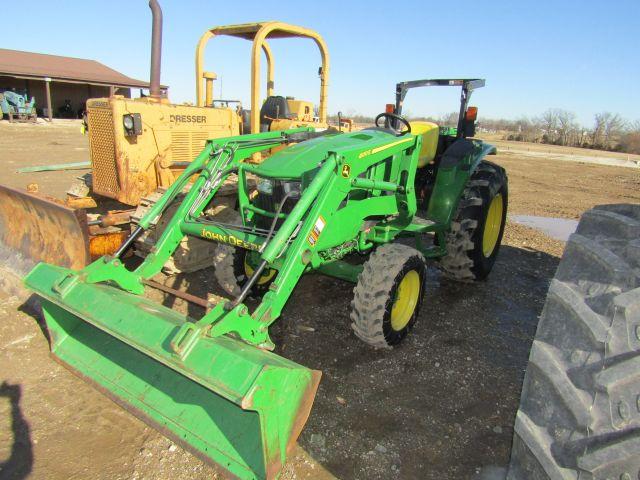 John Deere 4052M Tractor, 2018