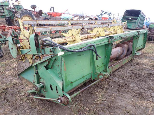 John Deere 15' Grain Head