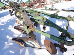 John Deere 5 Bottom Mold Board Plow