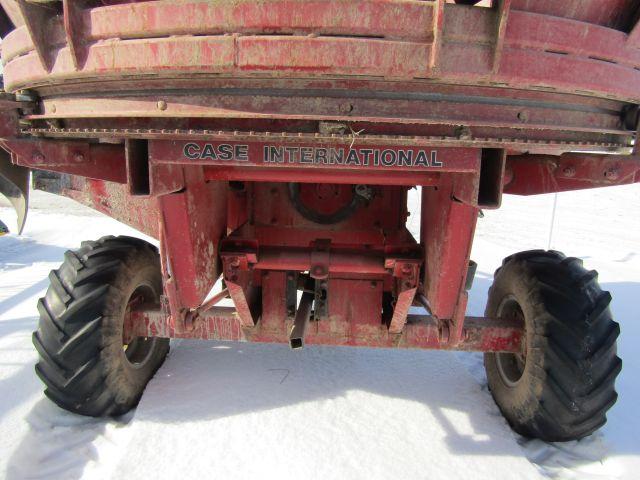 International 8670 Bale Processor