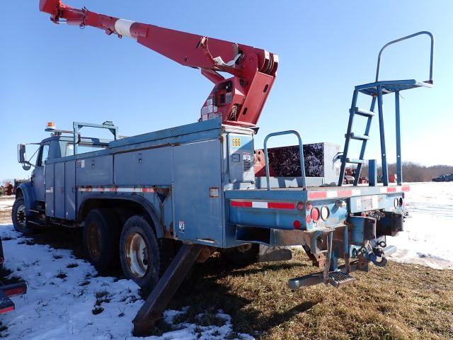 2001 International 4700 Bucket Truck